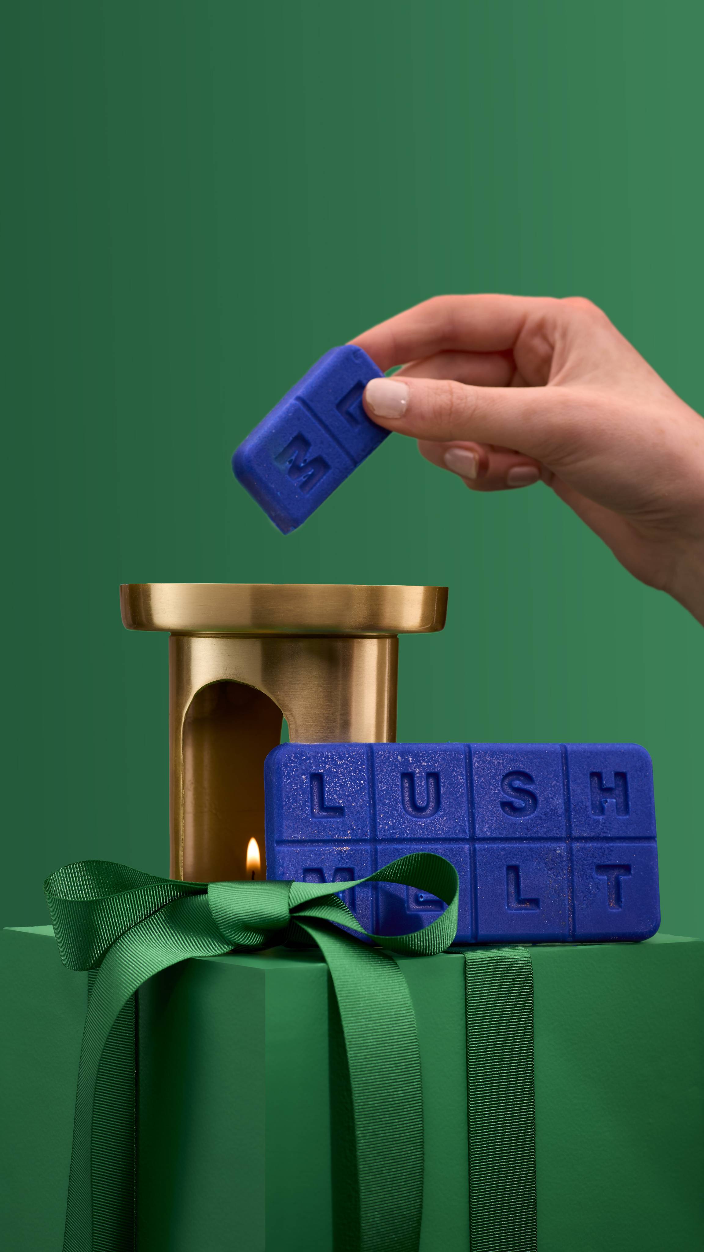 5686B9BF-2EAC-0170-B646-6B271C192965